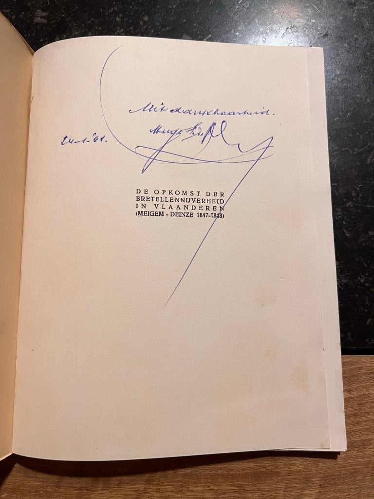 De opkomst der bretellennijverheid in Vl- vd Abeele *1941*, Antiek en Kunst, Antiek | Boeken en Manuscripten, Ophalen of Verzenden