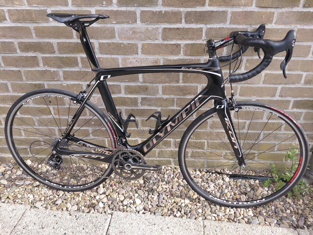 Vélo de route entièrement en carbone - Campagnolo Chorus 11, Frein sur jante, 57 à 61 cm, Comme neuf, Enlèvement