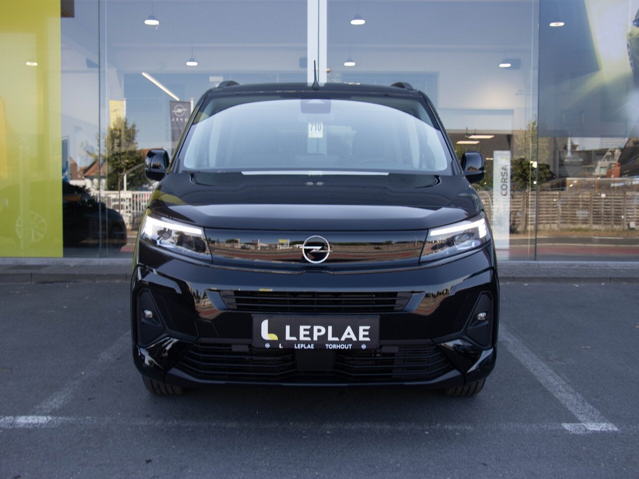Opel Combo Life L1 1.2T 110pk MT6, Zwart, 1199 cc, 0 kg, Zwart