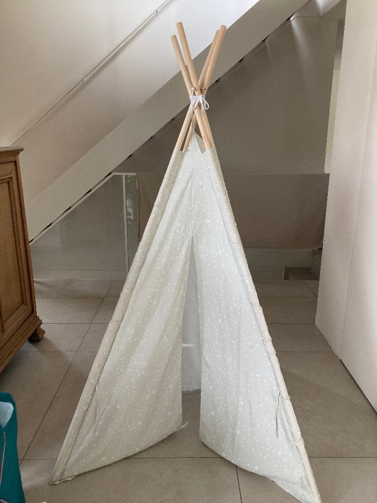 Tente tipi pour enfants (lumineuse), Ophalen, Gebruikt