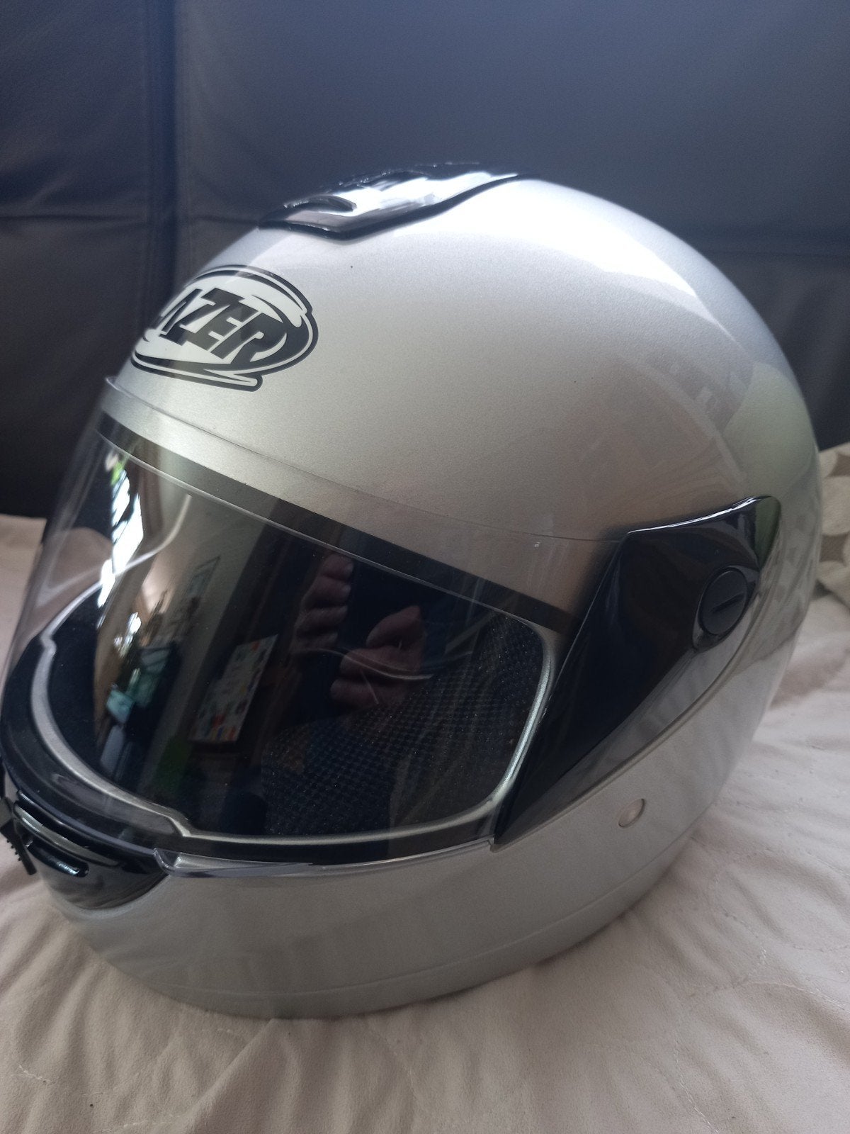 Lazer motorhelm - LZ6 S 55/56, Motos, Vêtements | Casques de moto, Lazer, Femmes, Casque intégral, Enlèvement