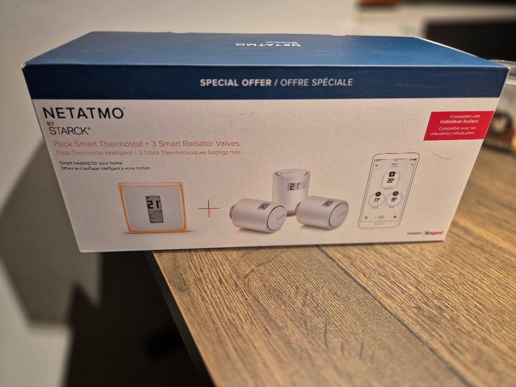 Netatmo Slimme Thermostaat met 3 Slimme Radiatorknoppen, Doe-het-zelf en Bouw, Thermostaten, Ophalen, Slimme thermostaat, Nieuw