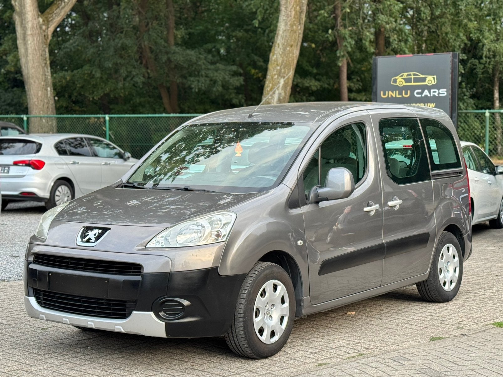 PEUGEOT PARTNER 1.6 DIESEL 91.000KM, Auto's, Stof, Beige, 4 cilinders, Bedrijf