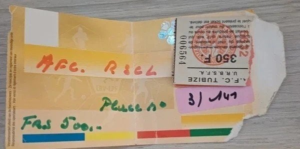 Exceptionnel Lot de 26 billets de football vintage Belgique, Autres types, Une personne