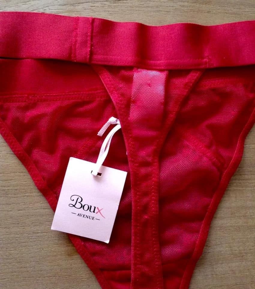 String "Neomi" Boux Avenue Rouge Foncé - NEUF (T.40/UK 12), Vêtements | Femmes, Enlèvement ou Envoi, Rouge, String