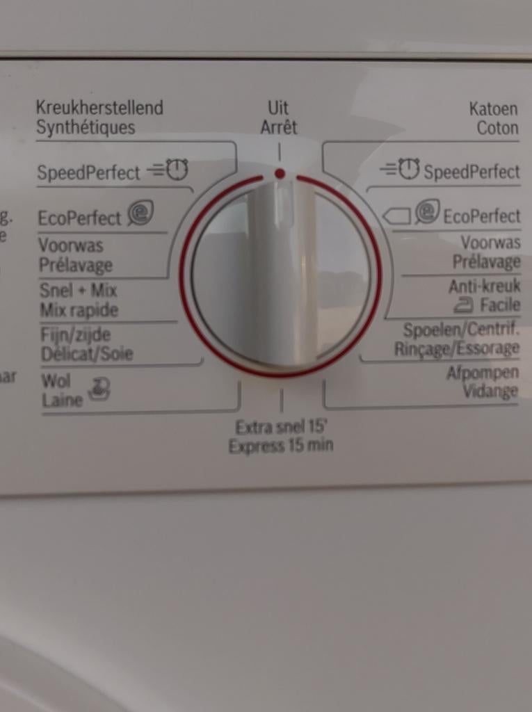 Wasmachine Bosch serie 4, Elektronische apparatuur, Wasmachines, Ophalen, 1200 tot 1600 toeren, 8 tot 10 kg, Zo goed als nieuw