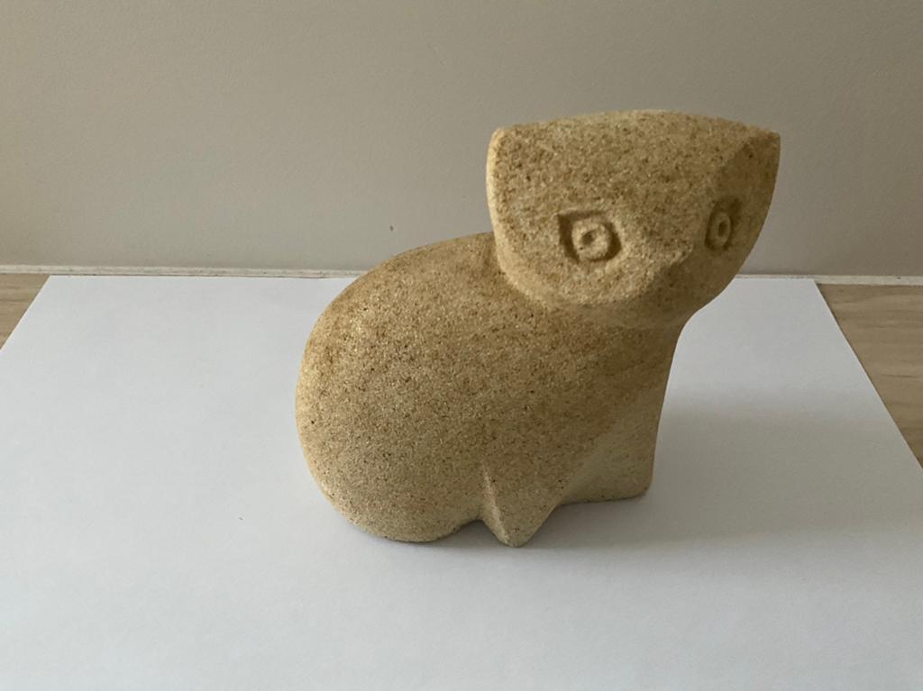 Figurine d'art en pierre marbrée CAT, Enlèvement, Comme neuf