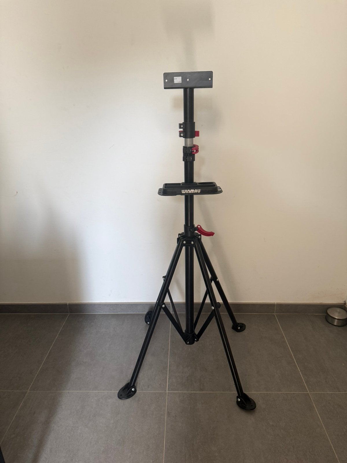 Staander winmau, Sport en Fitness, Darts, Ophalen, Zo goed als nieuw