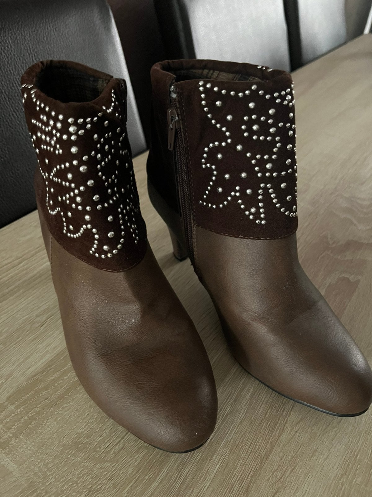 Bruine laarzen, maat 39, Kleding | Dames, Schoenen, Ophalen, Zo goed als nieuw