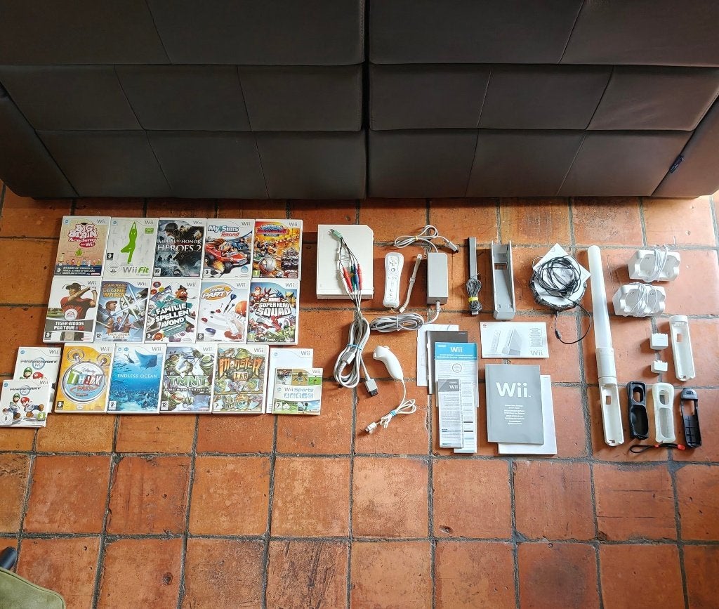 Nintendo Wii console compleet mega pakket met 16 spellen +++, Games en Spelcomputers, Ophalen of Verzenden, Gebruikt