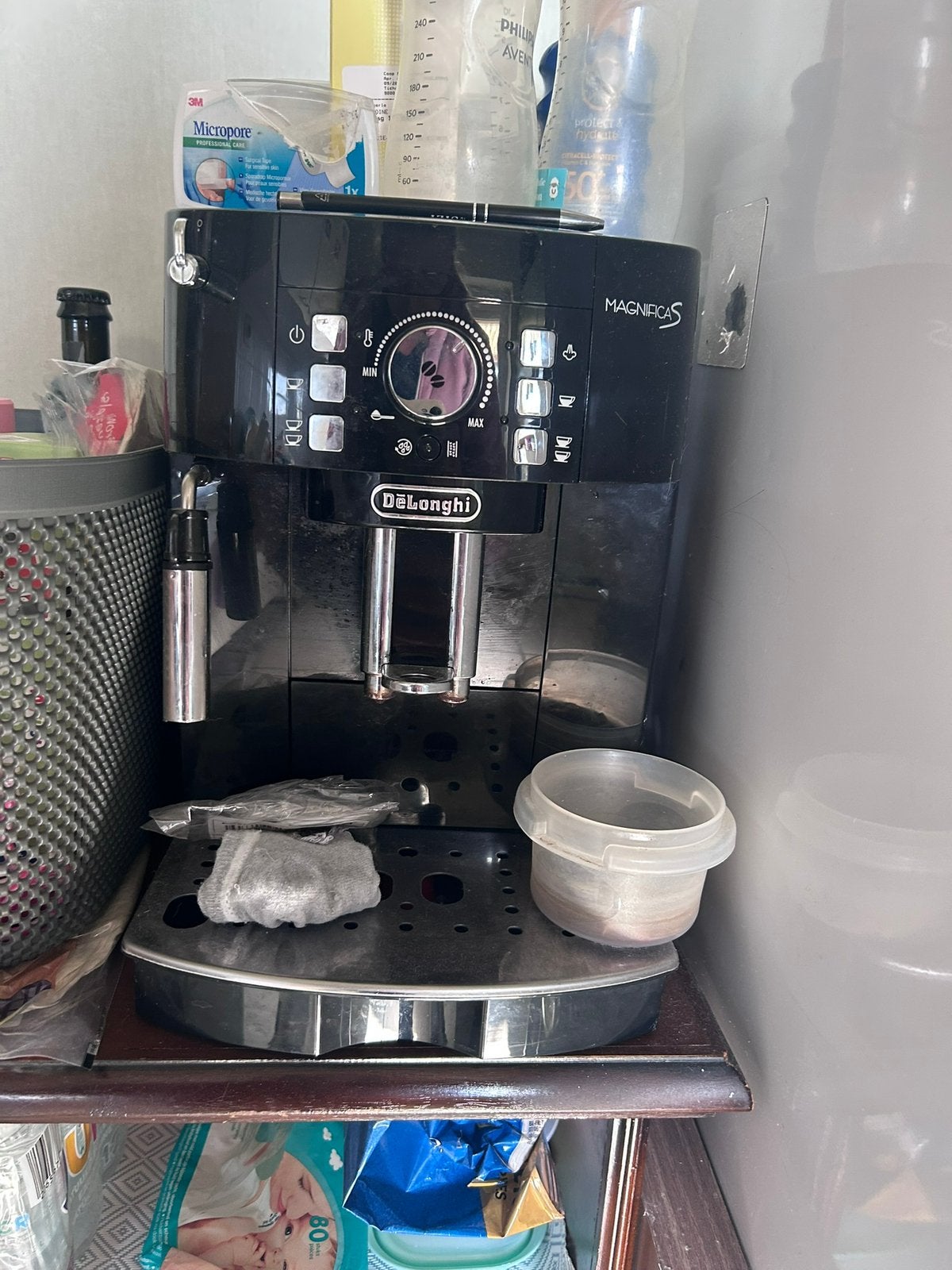 Delonghi MagnificaS koffiemachine (bonen), Elektronische apparatuur, Ophalen, Koffiemachine, Koffiebonen, Zo goed als nieuw