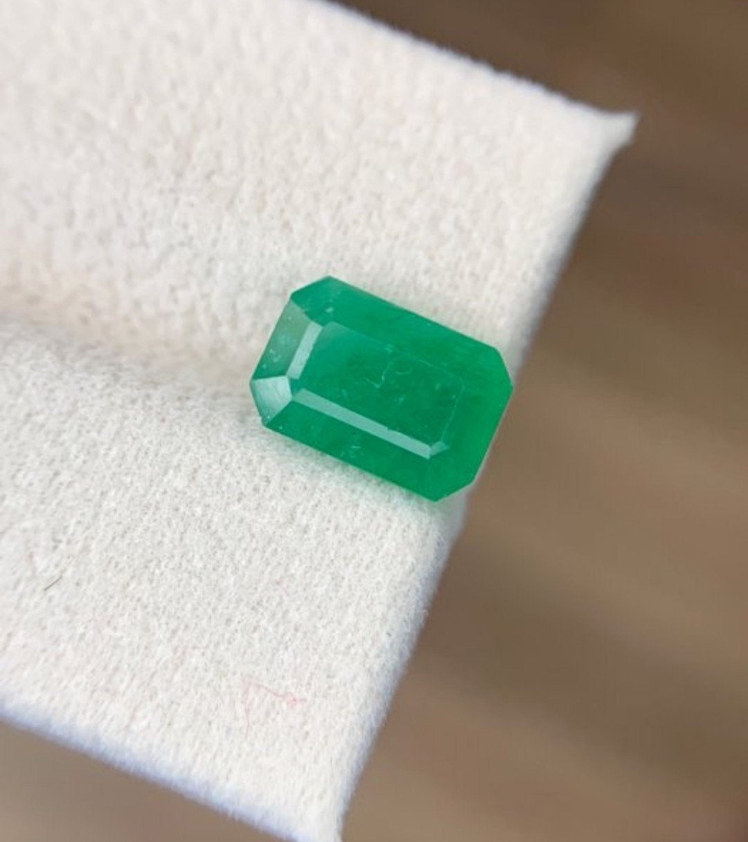 1 pcs Groen Smaragd – 3.47 ct, Bijoux, Sacs & Beauté, Boucles d'oreilles, Enlèvement, Vert