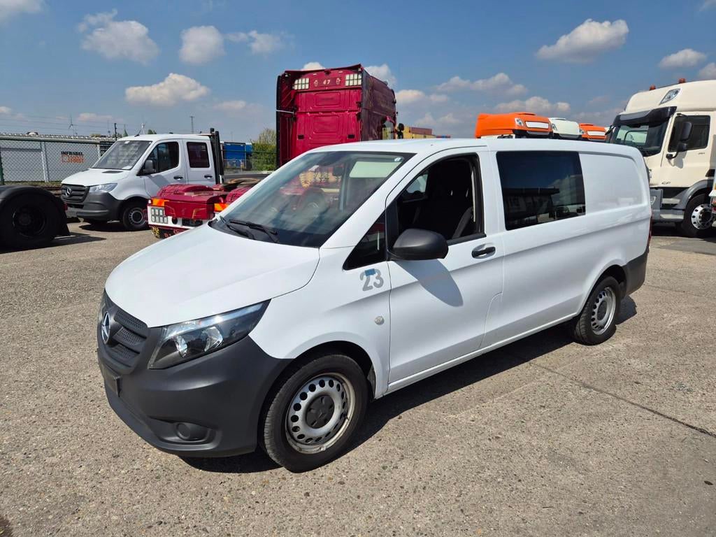 Mercedes-Benz Vito 114 CDI MIXTO (bj 2020), Auto's, Bestelwagens en Lichte vracht, Gebruikt, Euro 6, 4 cilinders, 136 pk
