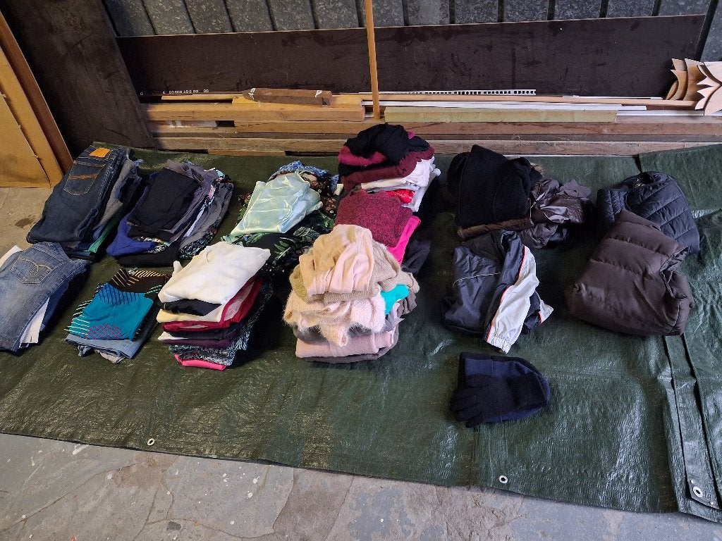 Groot lot / pakket dames kledij: 112stuks, Kleding | Dames, Ophalen, Gedragen