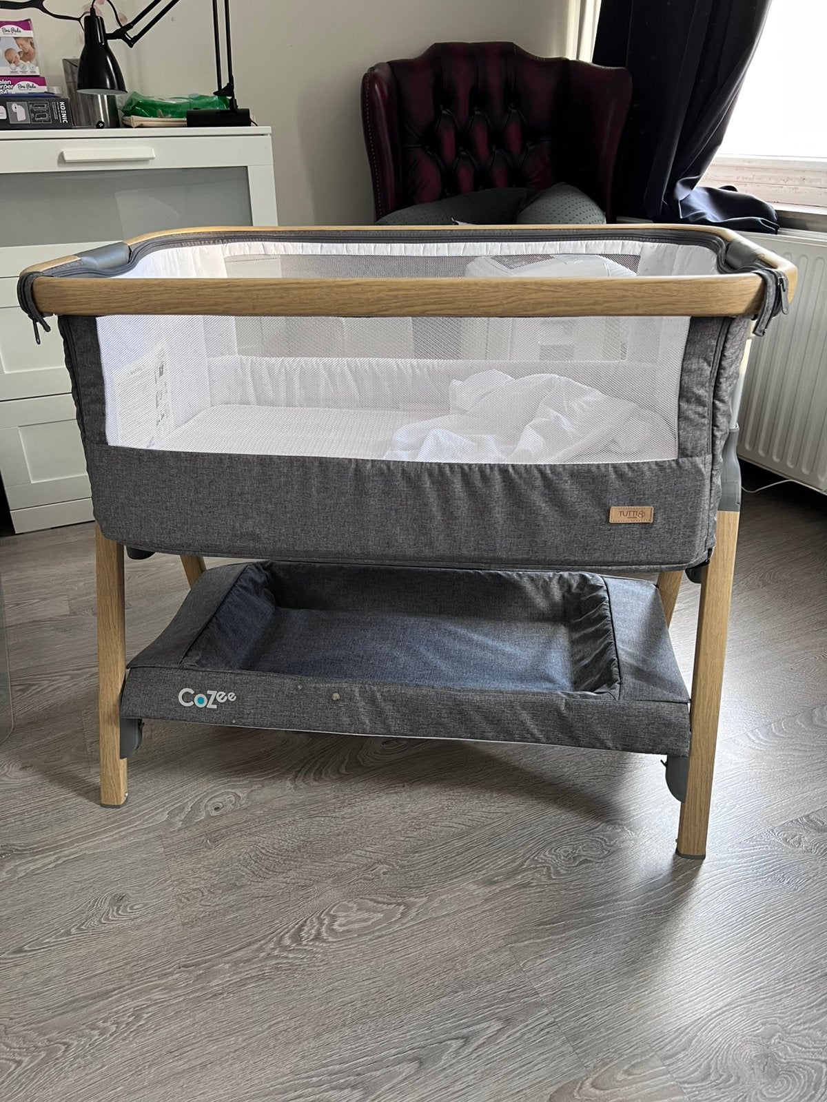 Tutti Bambini Cozee Cosleeper + Aerosleep beschermmatras, Ophalen, Zo goed als nieuw, Wieg