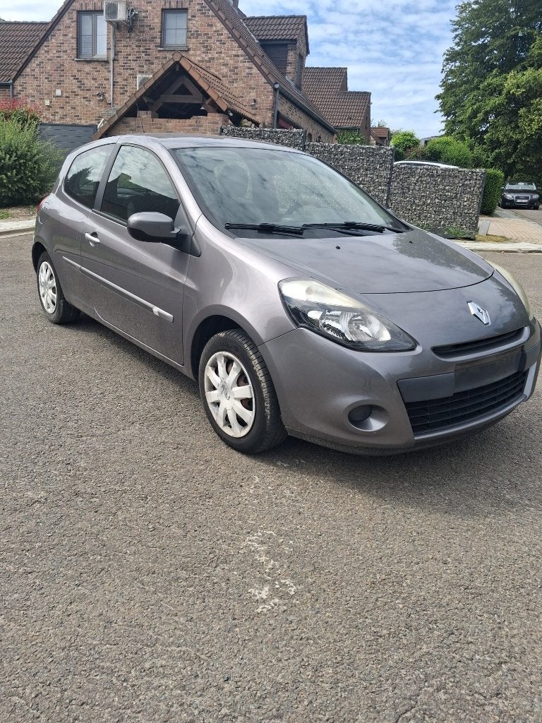Renault Clio 1.2 essence feuille rose, Auto's, Renault, Euro 5, ABS, Particulier, Zilver of Grijs