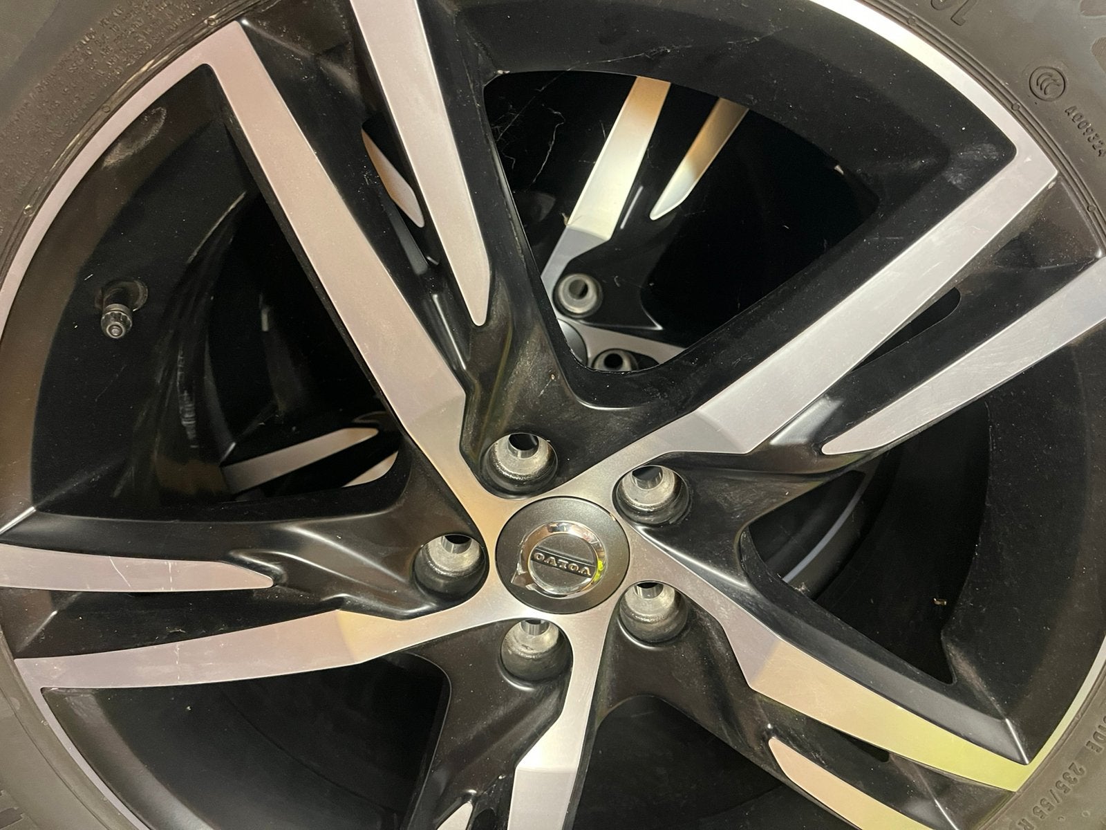 Volvo XC60 R-line 19’’ velgen +  4  Continental zomerbanden, Auto-onderdelen, Banden en Velgen, Gebruikt, Velg(en), 235 mm, Personenwagen