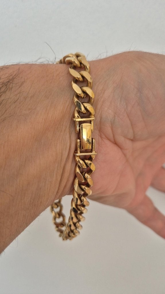 Chique Armband gouden > kleur - 38 gram -23,5 cm lang =>, Handtassen en Accessoires, Armbanden, Ophalen, Nieuw, Goud, Overige materialen
