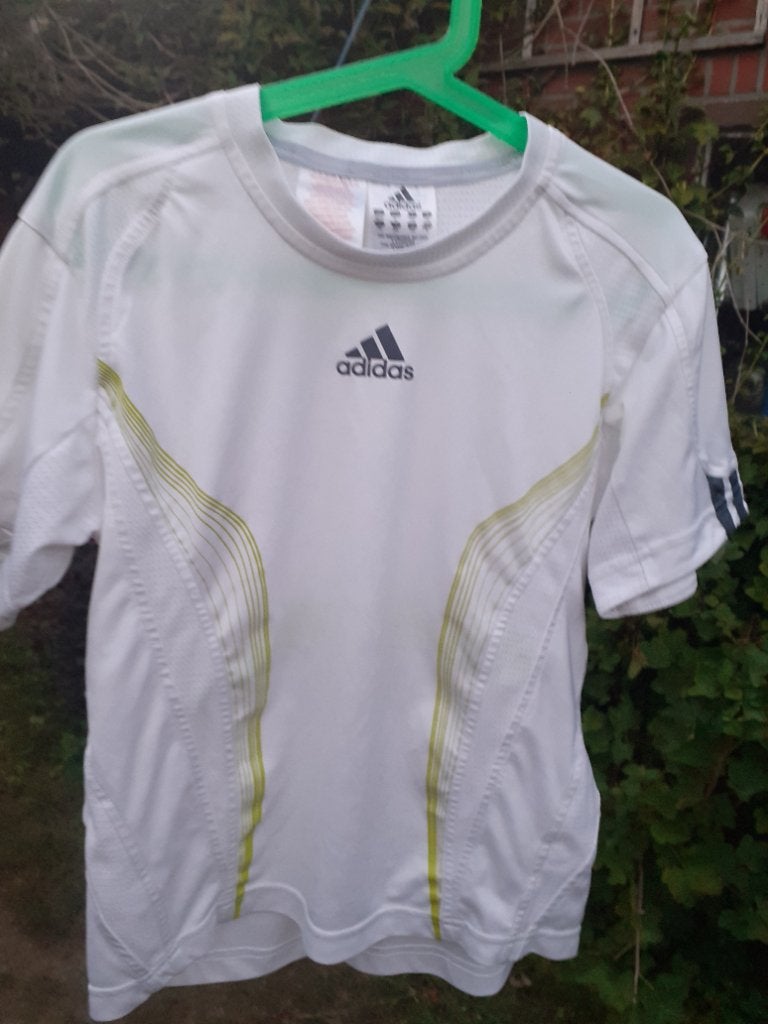 Adidas sport t-shirt maat 140, Ophalen, Adidas, Jongen of Meisje, Zo goed als nieuw