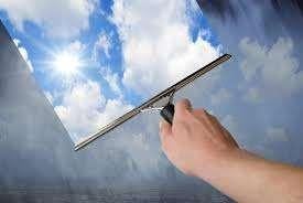 Laveur de Vitres 7/7 0483 085 363