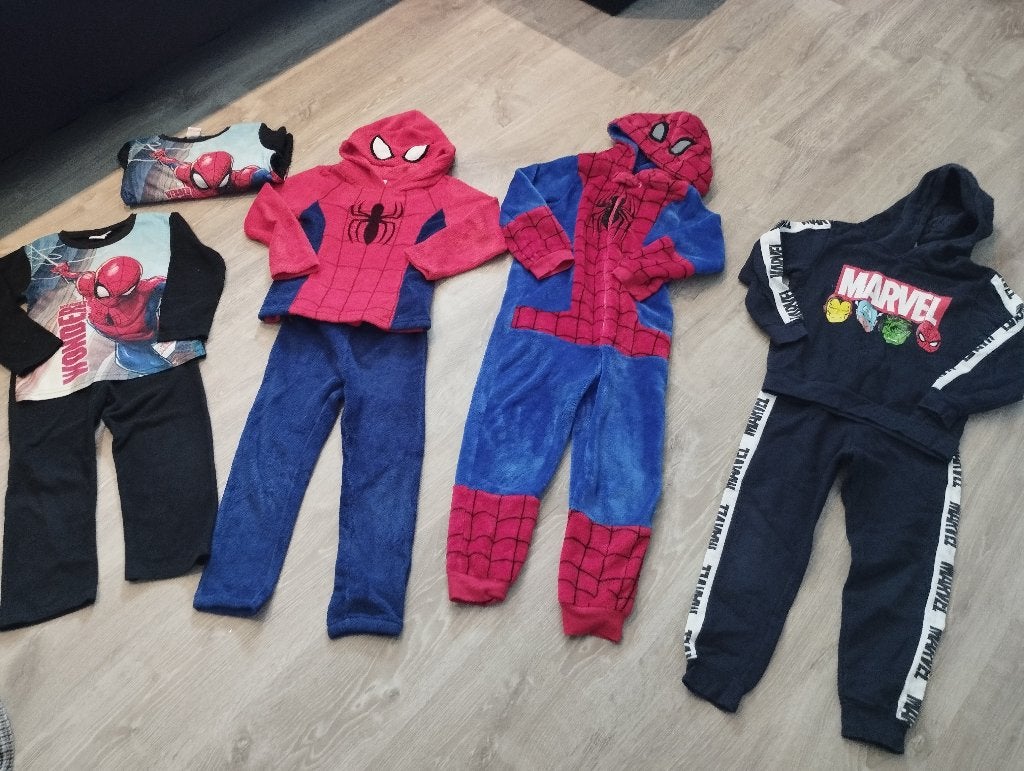 Kinderkleding Spider man/marvel, Kinderen en Baby's, Ophalen, Gebruikt, Overige maten