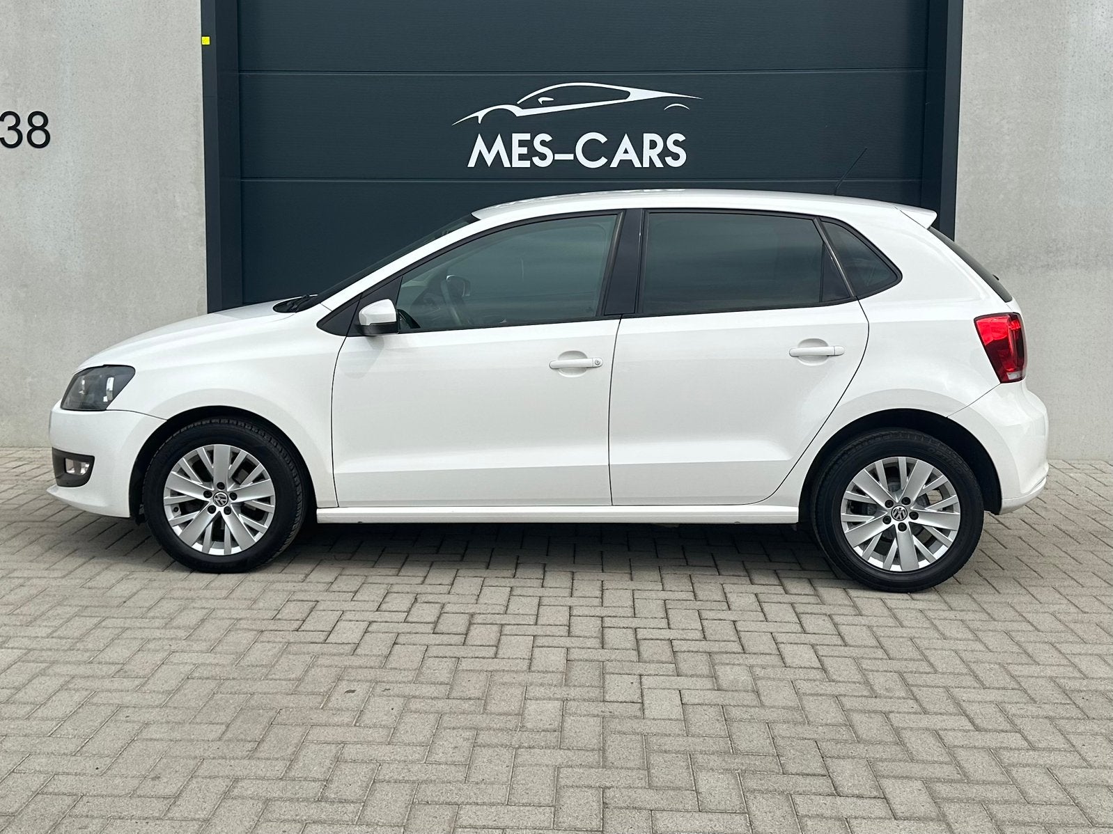 Volkswagen Polo 1.2 TSI 81.000Km / BT - GPS 2014, Stof, Zwart, Wit, 1200 cc