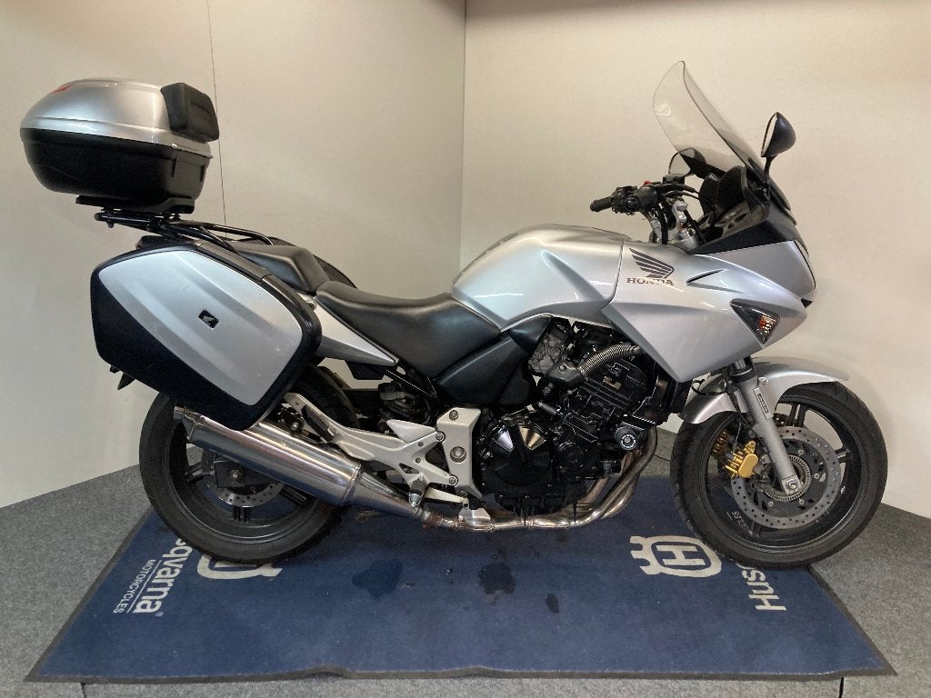 Honda CBF 600 MY'06 ref. LS 3407, Occasion, 4 cilinders, Motorrijbewijs A, Bedrijf