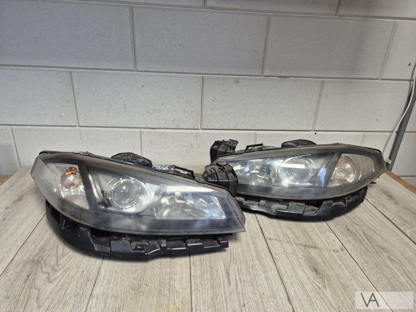 Renault Laguna 2 2005 - 2008 koplamp XENON links rechts €75, Renault, -, Utilisé, -