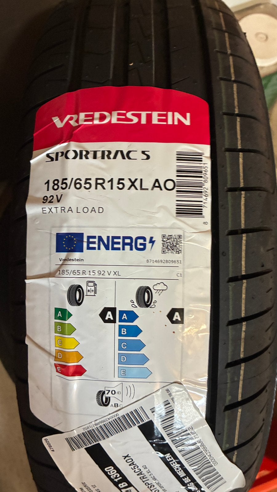 Pneus neuf vredestein sportracs 185/65/15 92v, Enlèvement, Pneu(s)