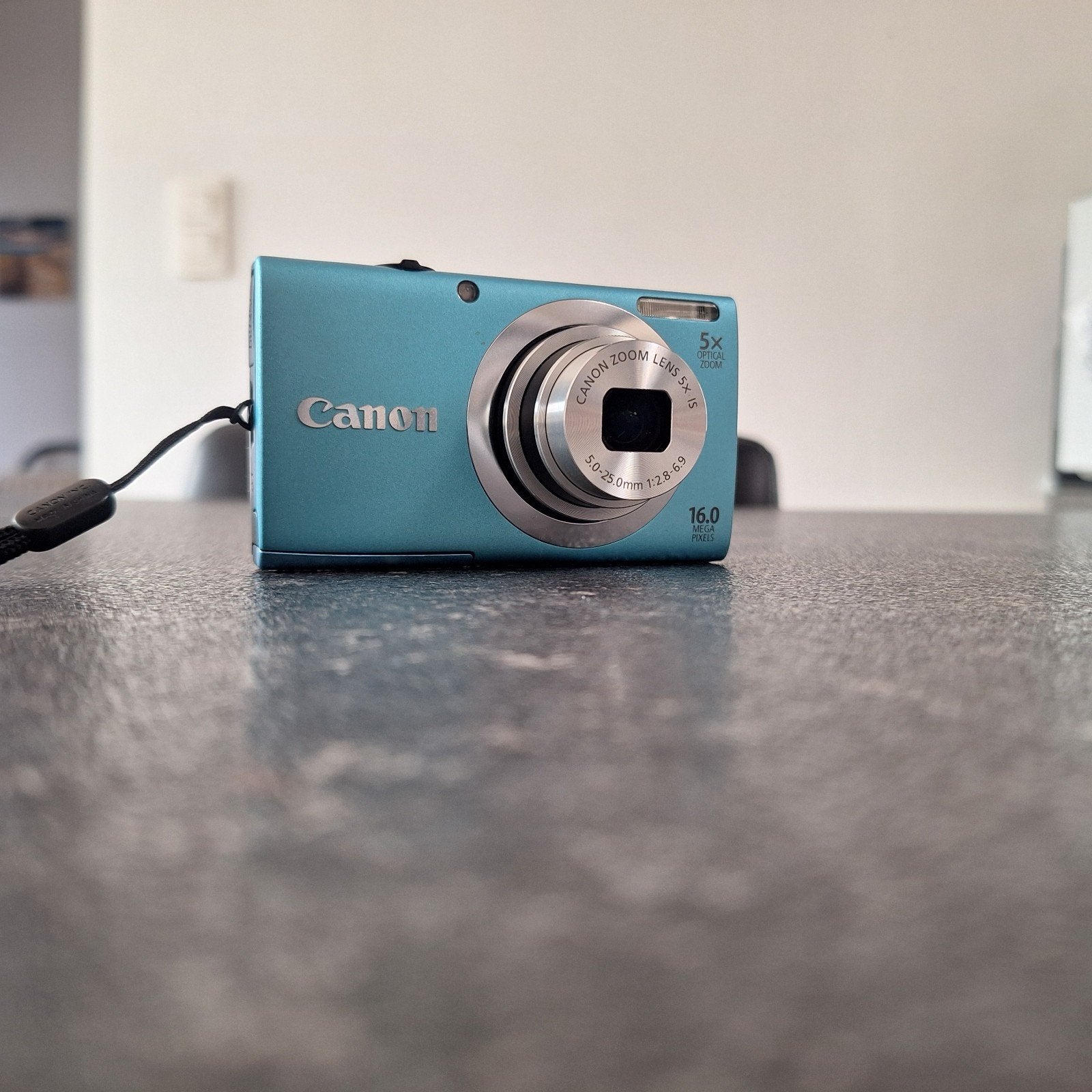 Canon PowerShot A2400 IS – Complete – Excellent Condition, Audio, Tv en Foto, Canon, 16 megapixels, Ophalen of Verzenden, Zo goed als nieuw