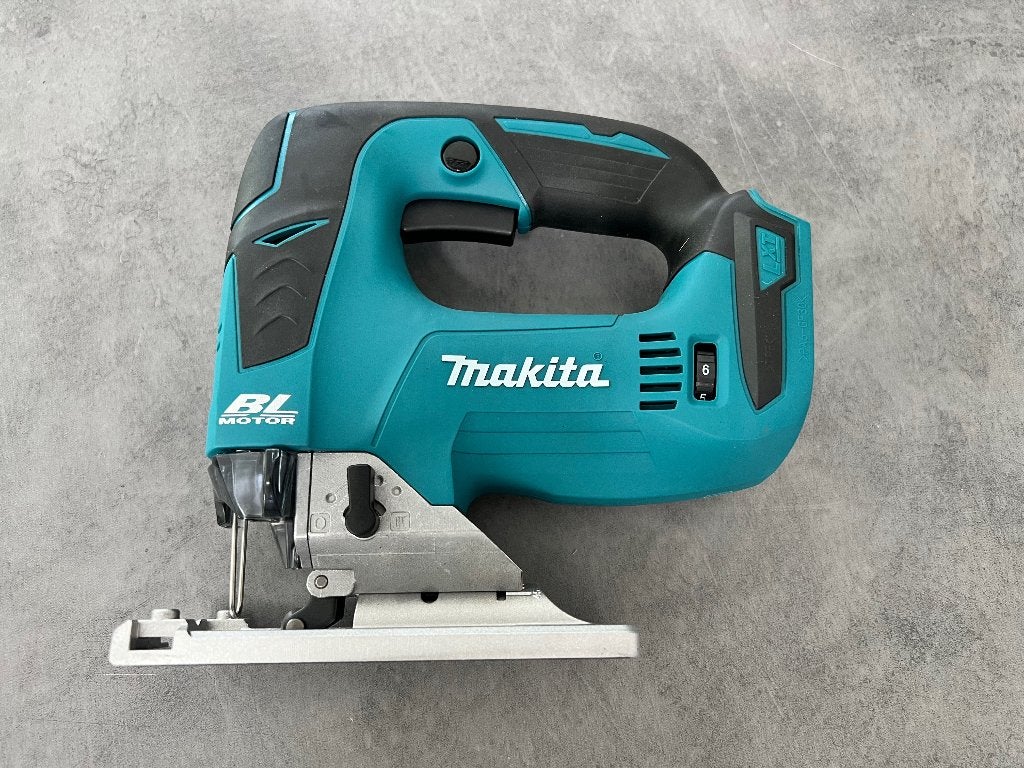 MAKITA 18V ACCU DECOUPEERZAAG DJV182ZJ BRUSHLESS lxt WIPZAAG, Decoupeerzaag, Nieuw, 600 tot 1200 watt, Ophalen of Verzenden