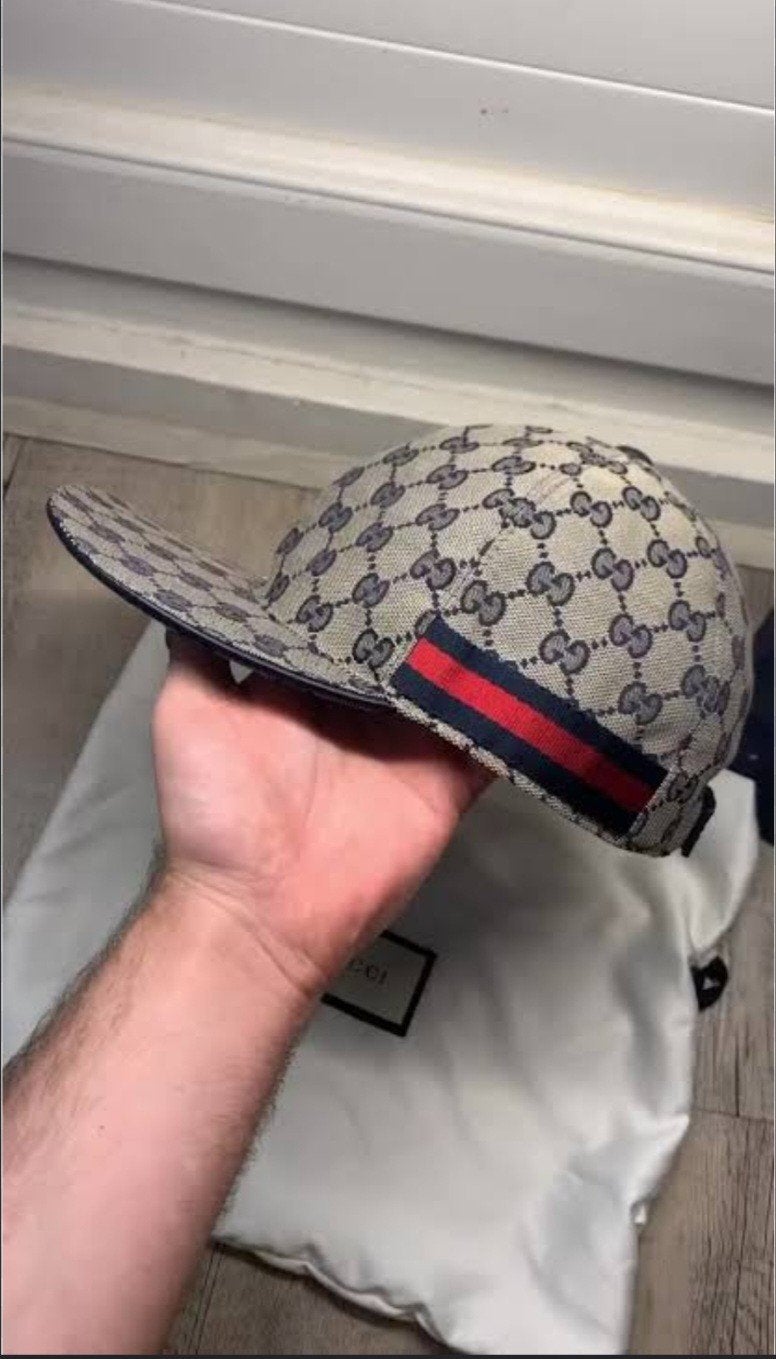 gucci mi une foix sur bxl classique gris, Vêtements | Hommes, Enlèvement ou Envoi, 57 cm (M, 7⅛ pouces) ou moins, Comme neuf, Casquette