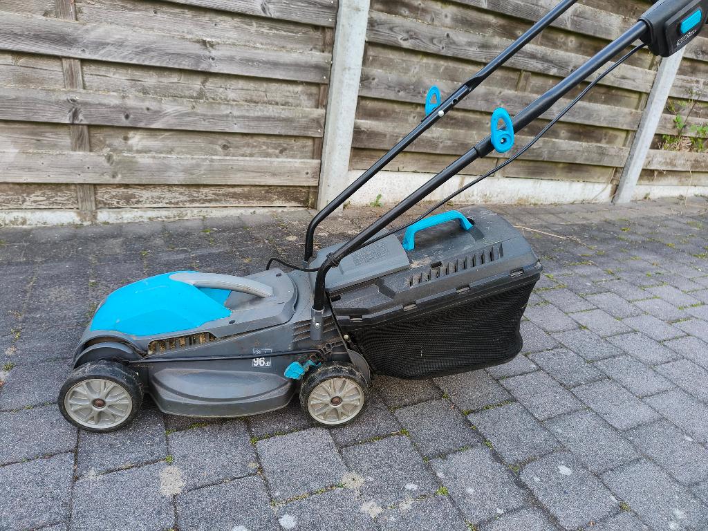 Tondeuse à gazon électrique, Tondeuse rotative, Démarrage électrique, Enlèvement, Utilisé