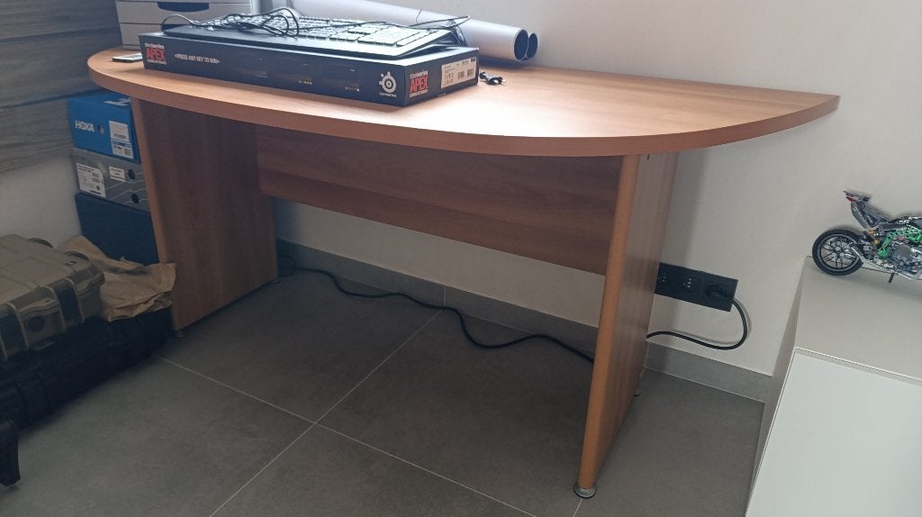 Bureau, Huis en Inrichting, Ophalen, Demontabel, Gebruikt, Spaanplaat of MDF