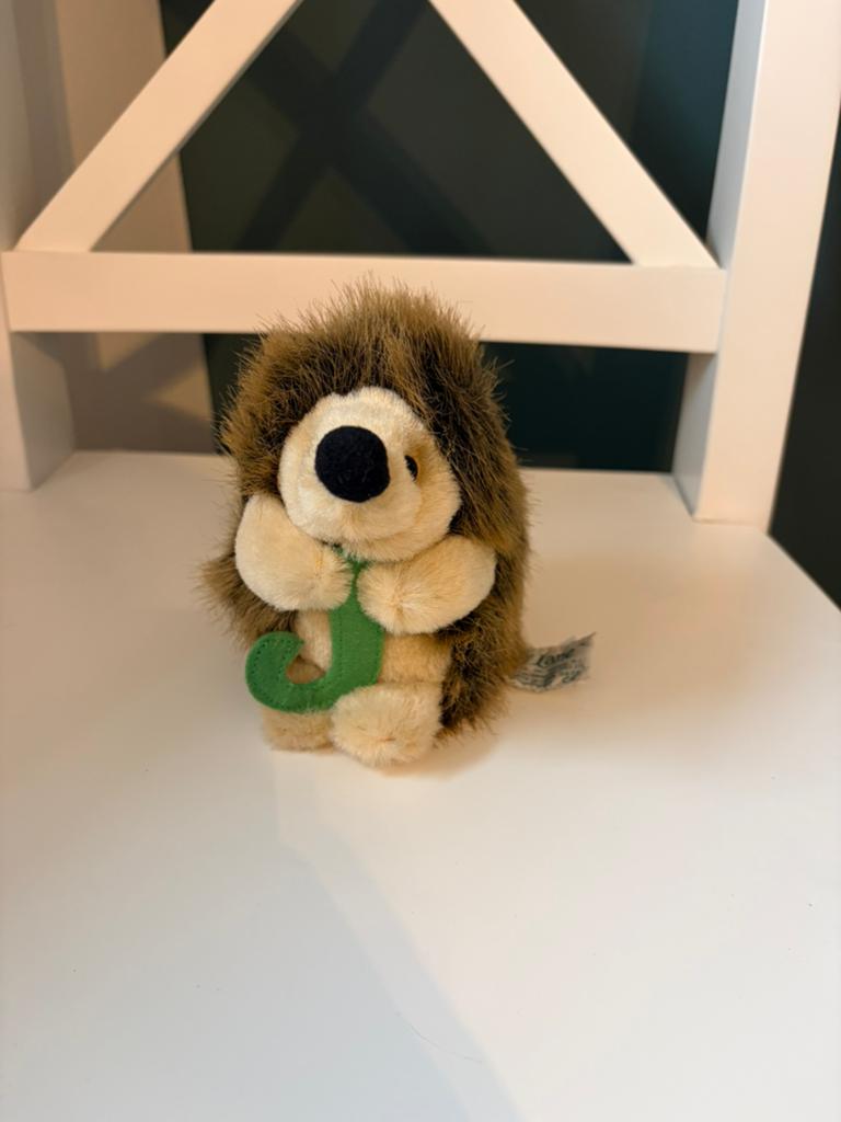 Vintage Russ Berry hedgehog letter J, Kinderen en Baby's, Speelgoed | Knuffels en Pluche, Overige typen, Ophalen of Verzenden