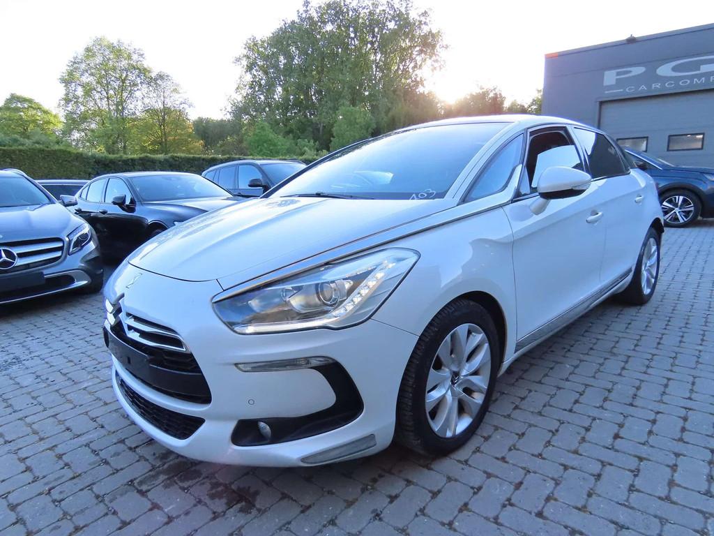 Citroën DS5 DS5 2.0 HDi Sport Chic (bj 2015, automaat), Auto's, Citroën, Euro 5, Gebruikt, Zwart, 4 cilinders
