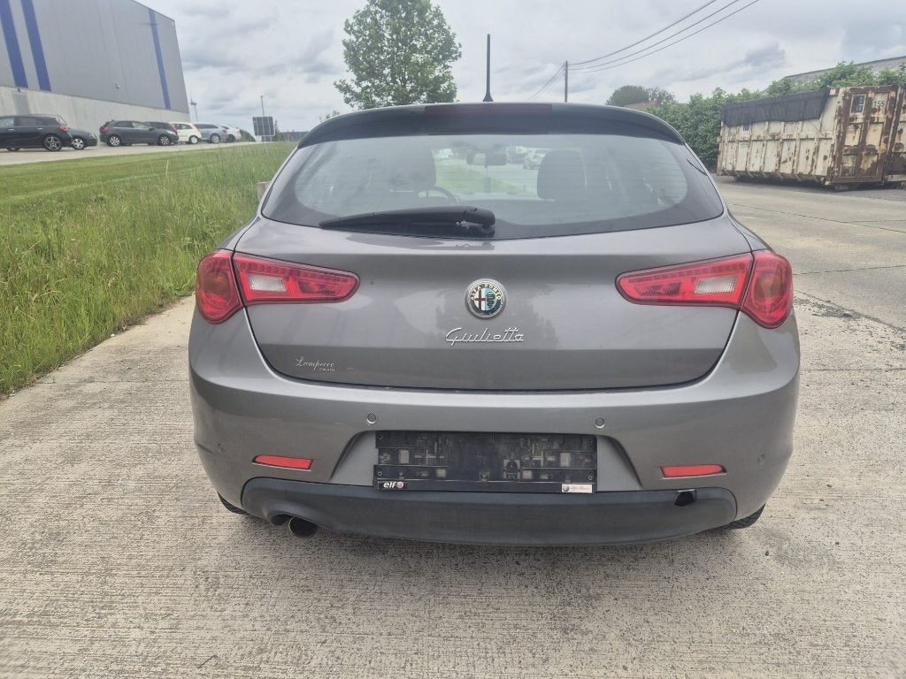 Alfa Romeo Giulietta 1.6 Diesel, Auto's, Alfa Romeo, Euro 5, Bedrijf, 5 deurs, Te koop