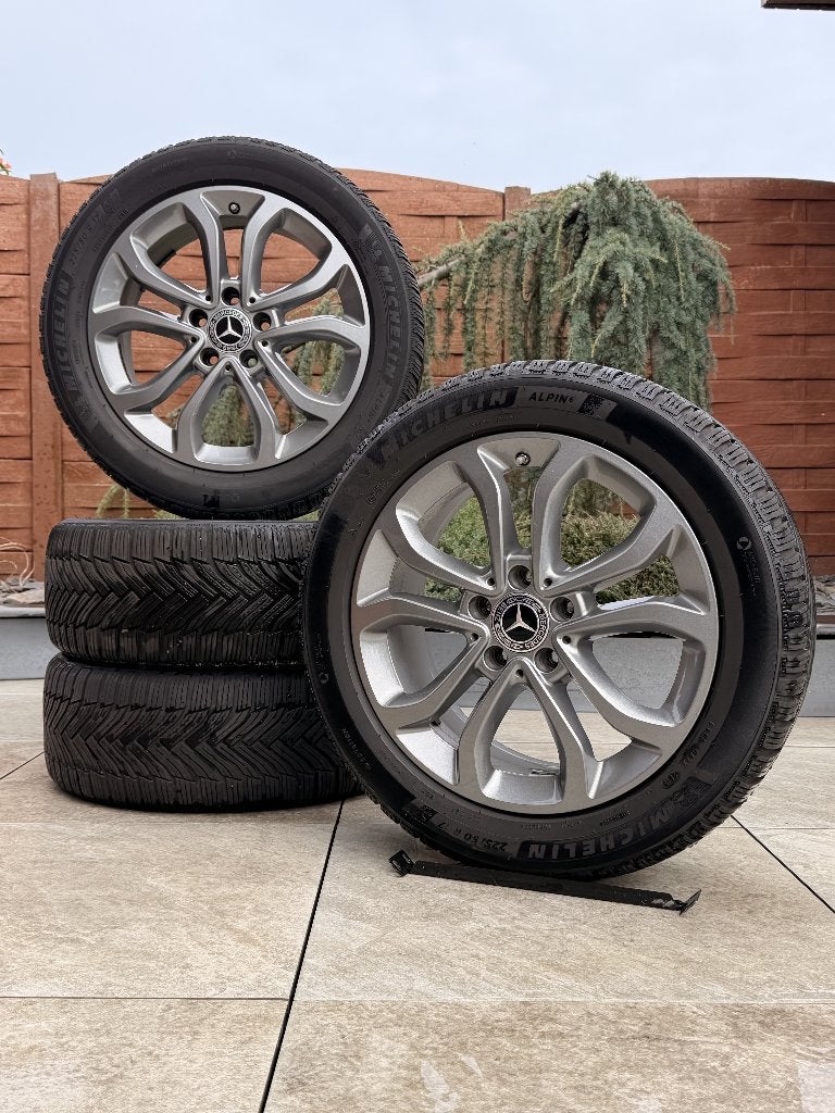 Originele 17" Mercedes Benz C-klasse W205 VELGEN en banden, Auto diversen, Wieldoppen, Ophalen, Gebruikt