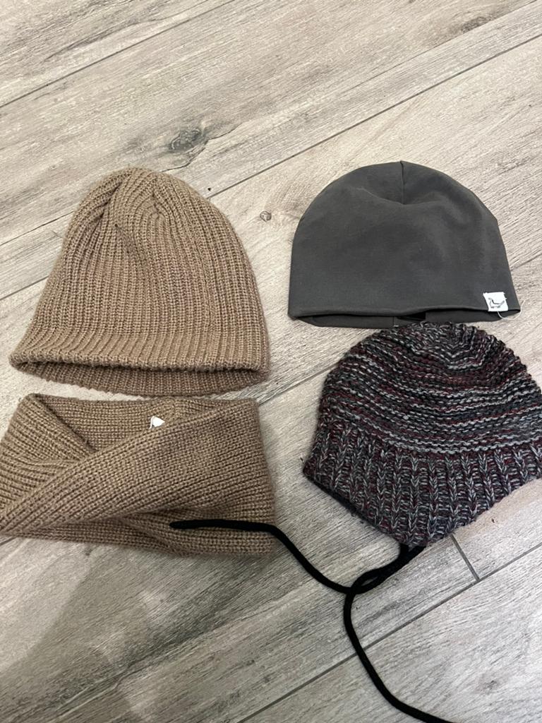 Mutsen en sjaal, Enfants & Bébés, Vêtements de bébé | Bonnets, Écharpes & Moufles, Enlèvement, Comme neuf, Écharpe