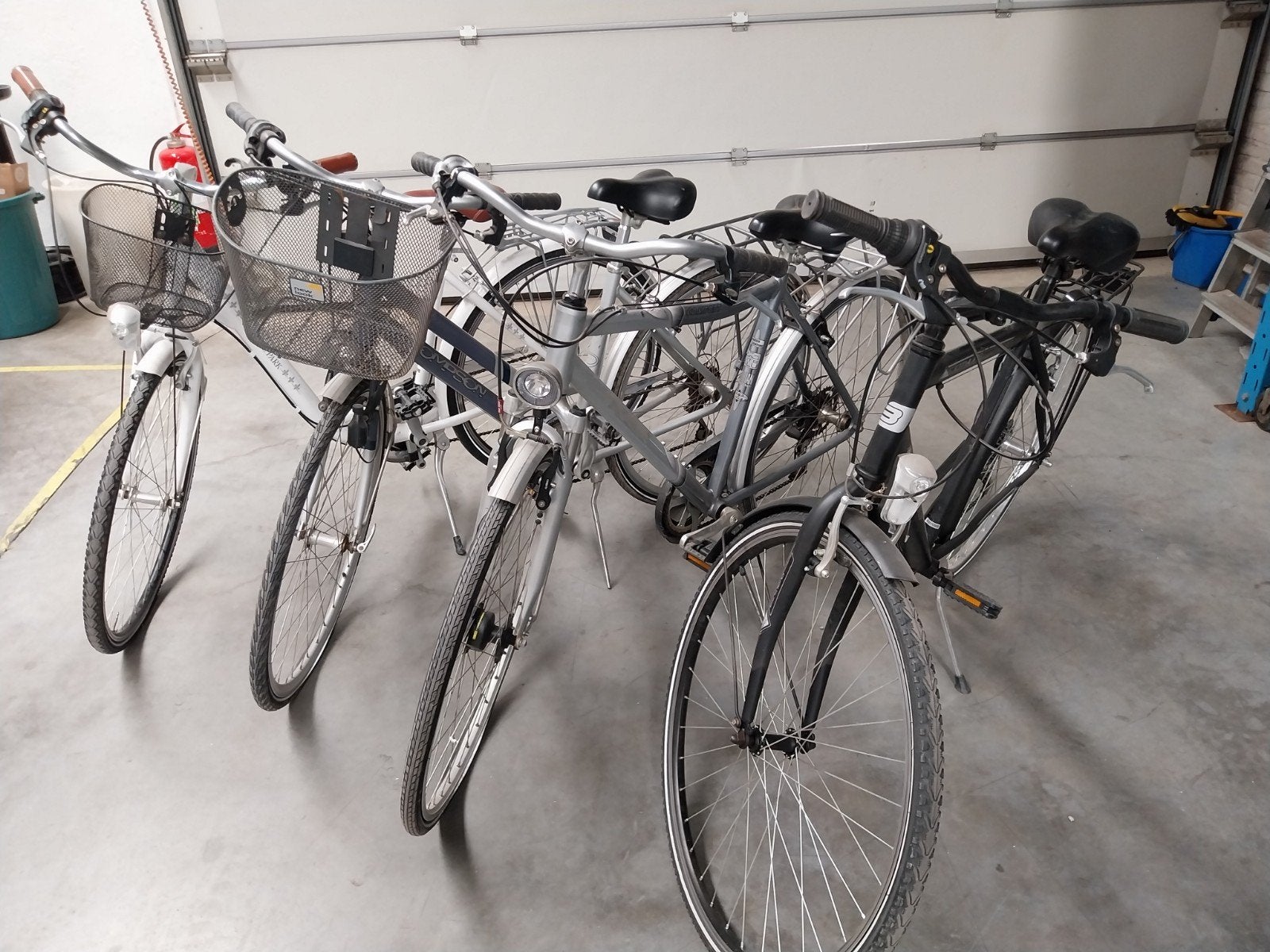 4 fietsen 2x heren 2x dames 1 lot, Fietsen en Brommers, Ophalen