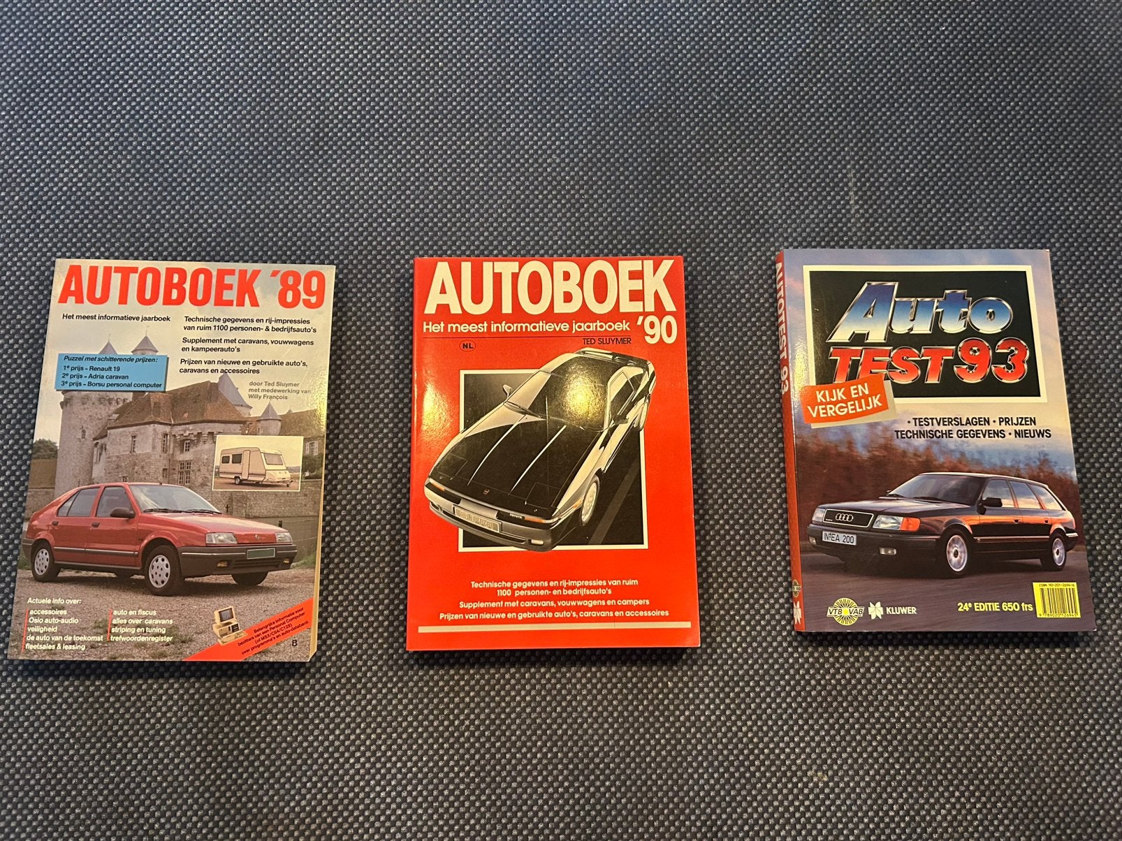 3 klassieke autojaarboeken (1989-1993) – Zeer goede staat, Ophalen, Zo goed als nieuw