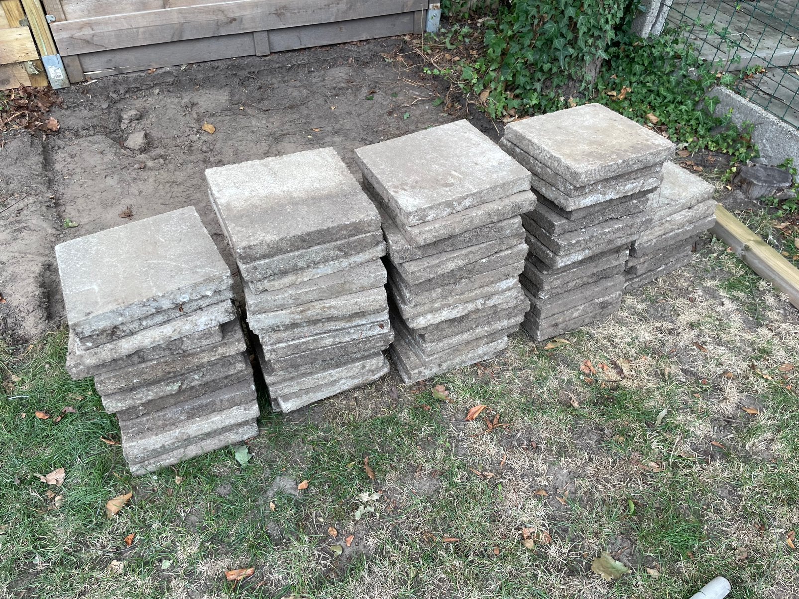Gratis: betontegels 30x30cm - 60 stuks, Jardin & Terrasse, Pavé & Dalles, Enlèvement, Comme neuf