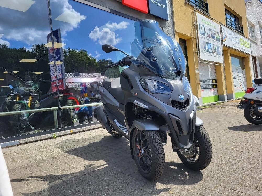 Piaggio MP3 530 exclusif, Entreprise, Contrôle de traction, Neuf, 530 cm³