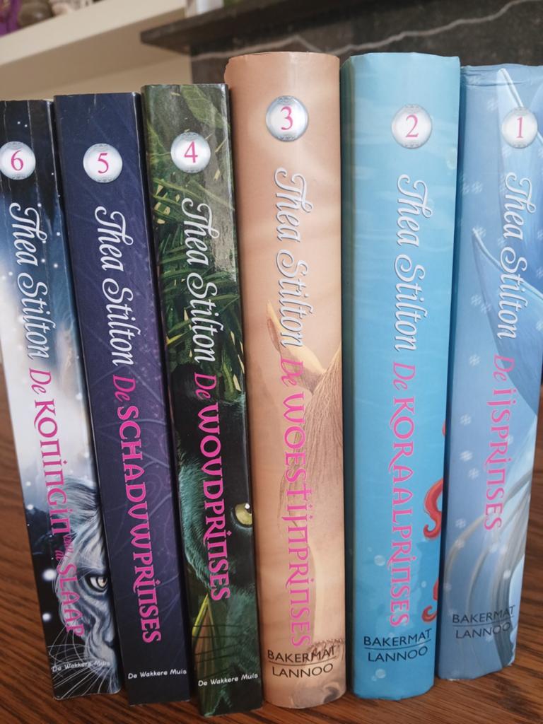 Reeks van thea stilton, Boeken, Fantasy, Ophalen of Verzenden, Gelezen, Thea stilton