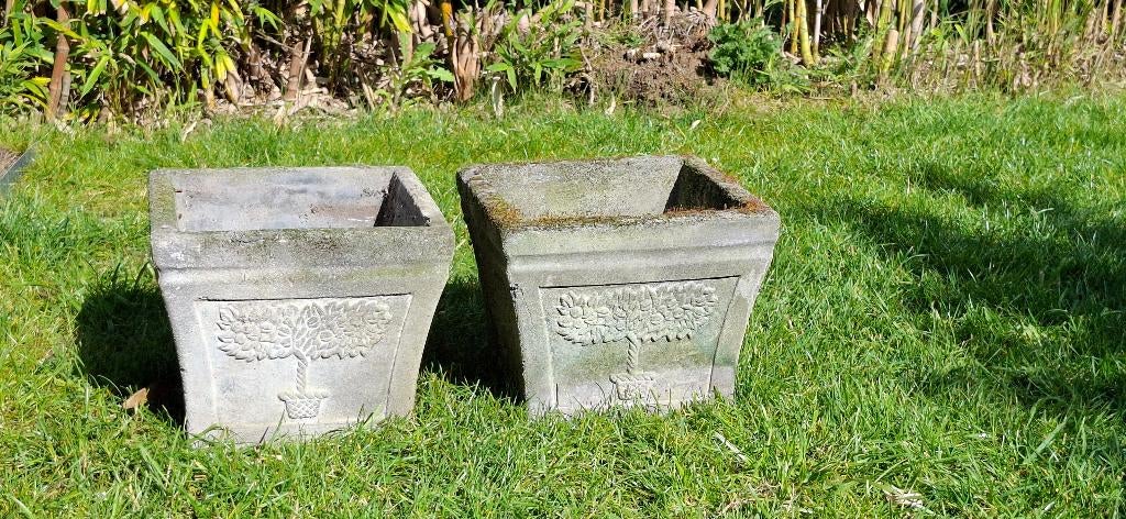 Mooie bloempotten (set van 2), Tuin en Terras, Bloempotten, Steen, Gebruikt, Vierkant, Balkon