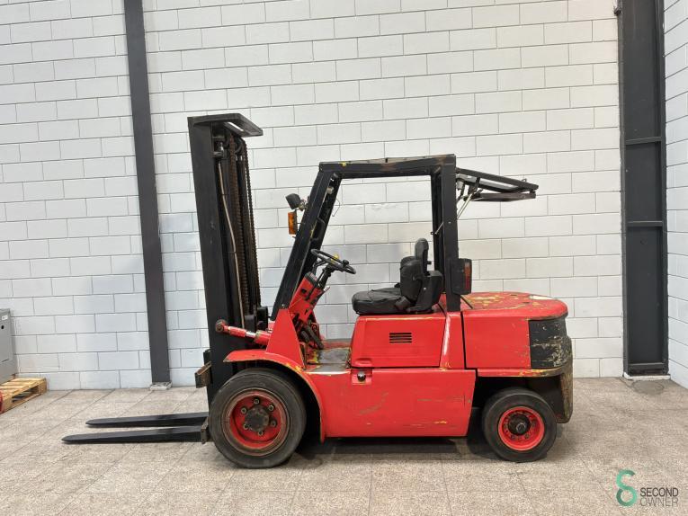 Mitsubishi FD30N, Articles professionnels, Machines & Construction | Chariots élévateurs & Transport interne, 3000 à 4000 kg, Diesel