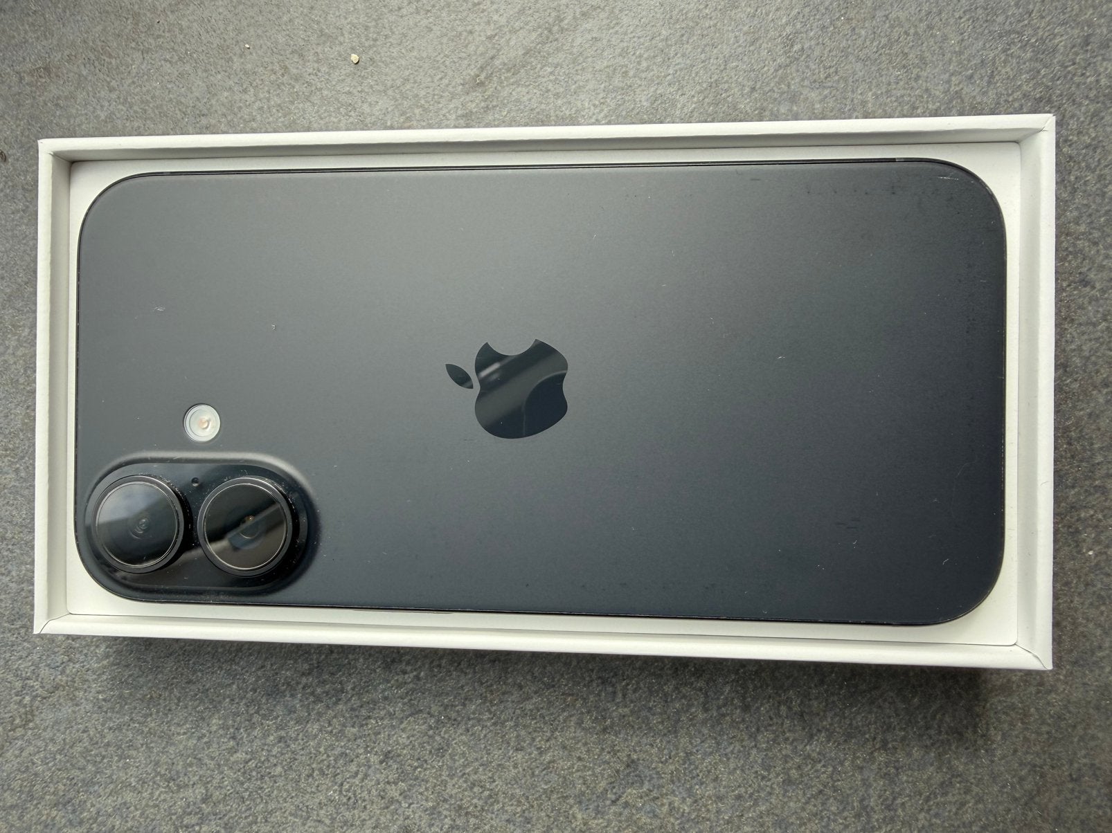 Iphone 16 128gb zwart te koop, 128 GB, IPhone 16, Comme neuf, Enlèvement
