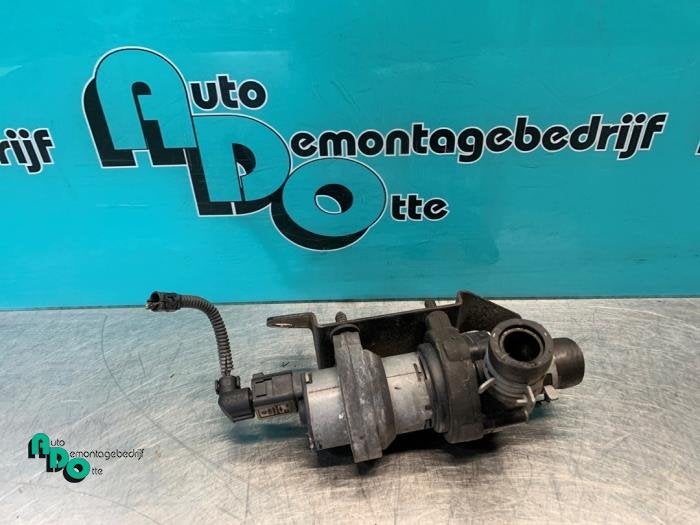Pompe à eau supplémentaire d'un Ford Galaxy, -, 3 mois de garantie, -, -