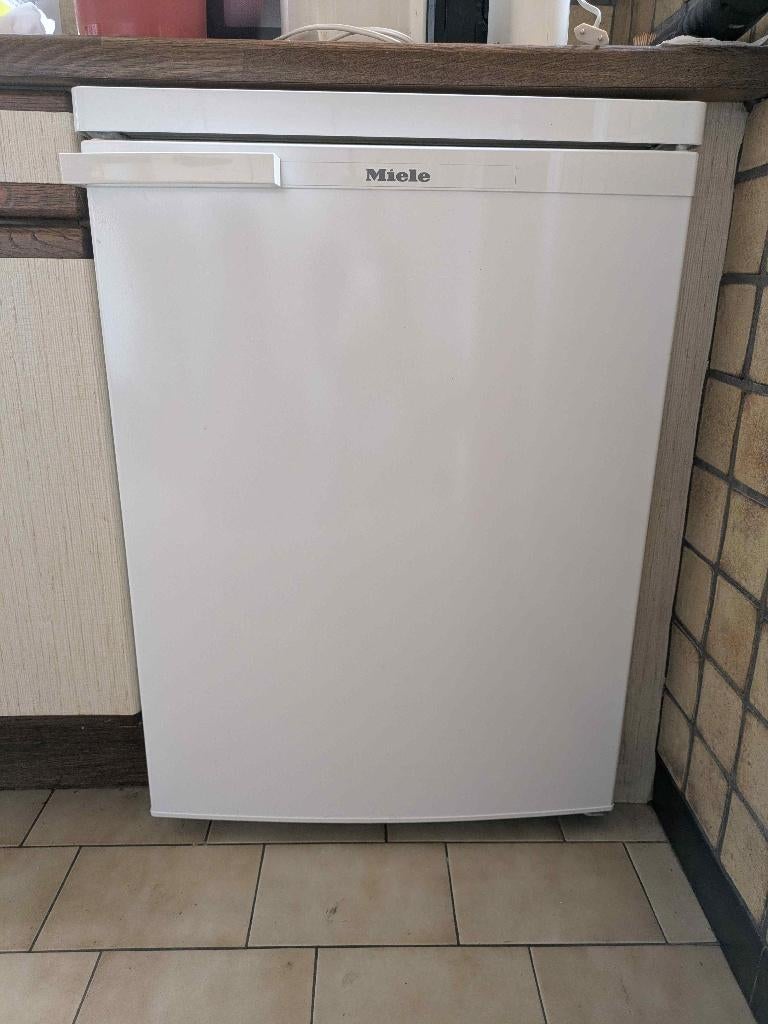 Miele koelkast, Ophalen, Zo goed als nieuw, Zonder vriesvak