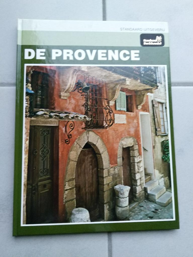 Boek 'De Provence', Europa, Zo goed als nieuw, Reisgids of -boek, Ophalen